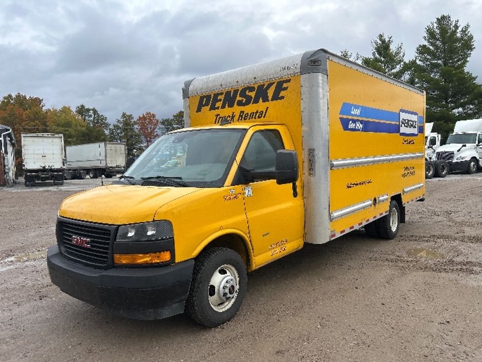 Light Duty Box Truck-Light and Medium Duty Trucks-GMC-2021-Savana G33903-Springfield-MA-105,628\n\t\tmiles-$ 24,750 - Image 3