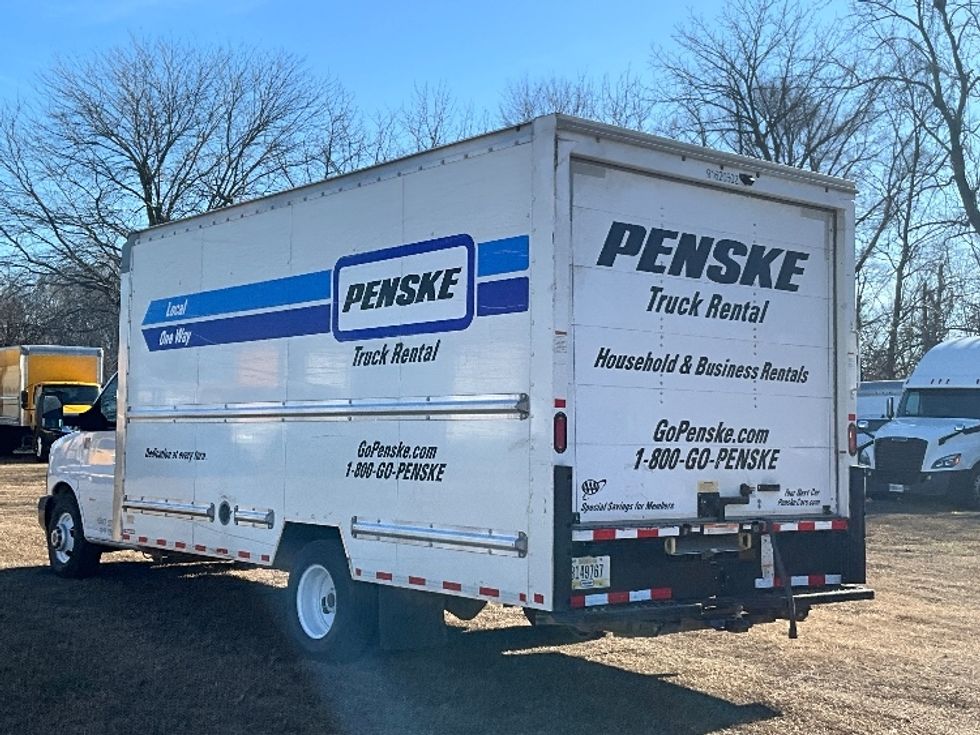 Light Duty Box Truck-Light and Medium Duty Trucks-GMC-2021-Savana G33903-Springfield-MO-100,450\n\t\tmiles-$ 29,000 - Image 6