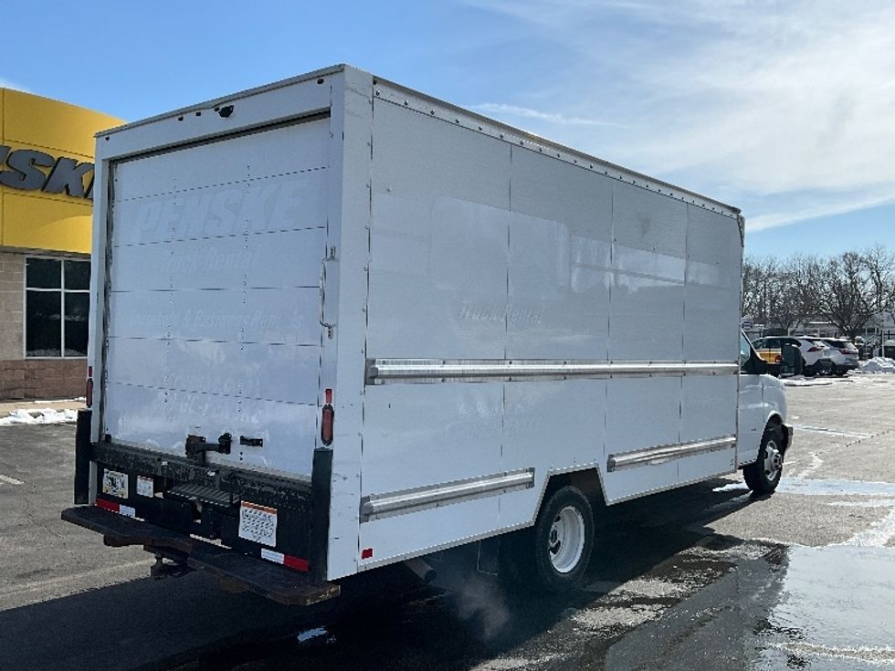 Light Duty Box Truck-Light and Medium Duty Trucks-GMC-2021-Savana G33903-Springfield-MO-104,310\n\t\tmiles-$ 28,500 - Image 11