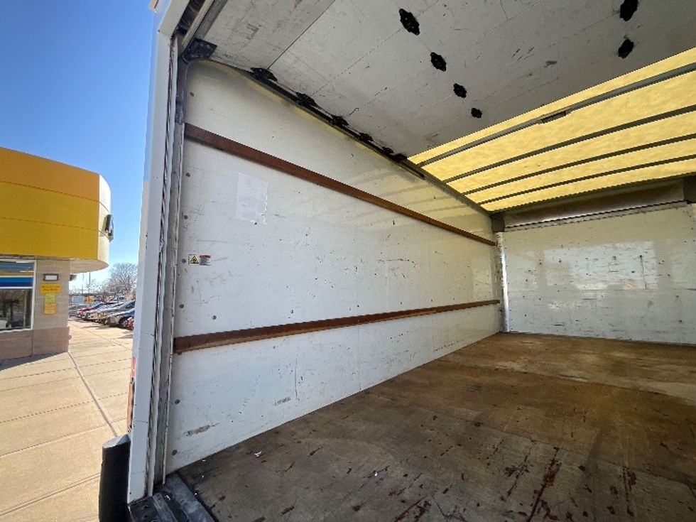 Light Duty Box Truck-Light and Medium Duty Trucks-GMC-2021-Savana G33903-Springfield-MO-104,310\n\t\tmiles-$ 28,500 - Image 9