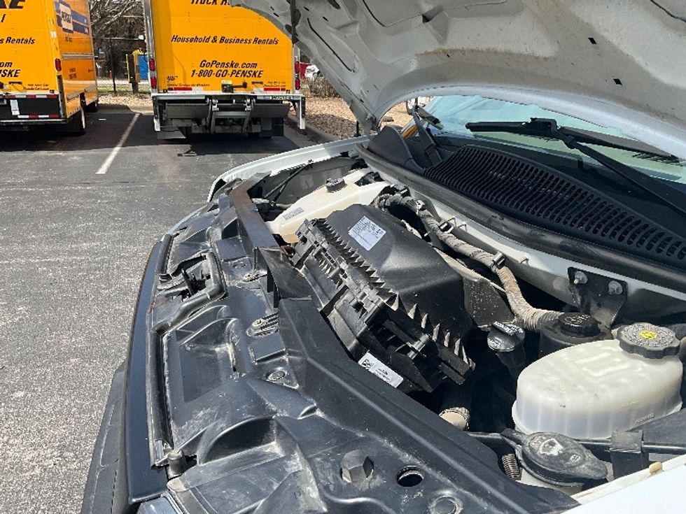 Light Duty Box Truck-Light and Medium Duty Trucks-GMC-2021-Savana G33903-Springfield-MO-125,844\n\t\tmiles-$ 26,750 - Image 23