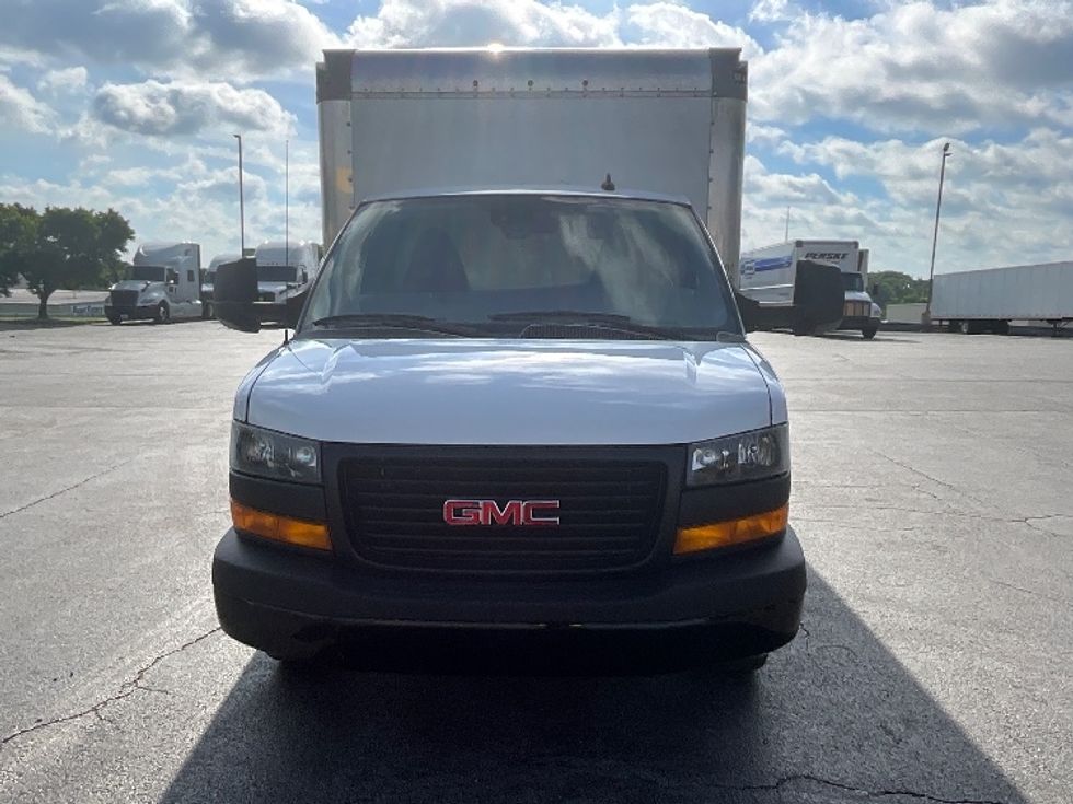 Light Duty Box Truck-Light and Medium Duty Trucks-GMC-2021-Savana G33903-Springfield-MO-127,272\n\t\tmiles-$ 27,750 - Image 2