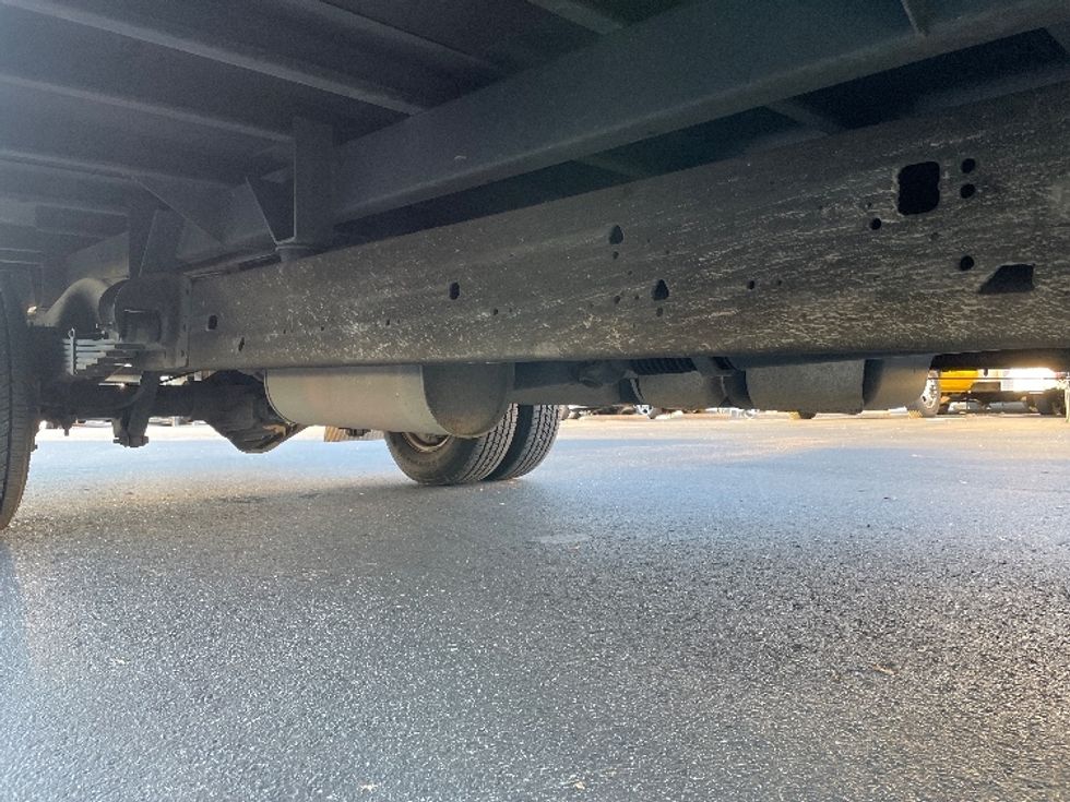 Light Duty Box Truck-Light and Medium Duty Trucks-GMC-2021-Savana G33903-Statesville-NC-120,954\n\t\tmiles-$ 28,750 - Image 13