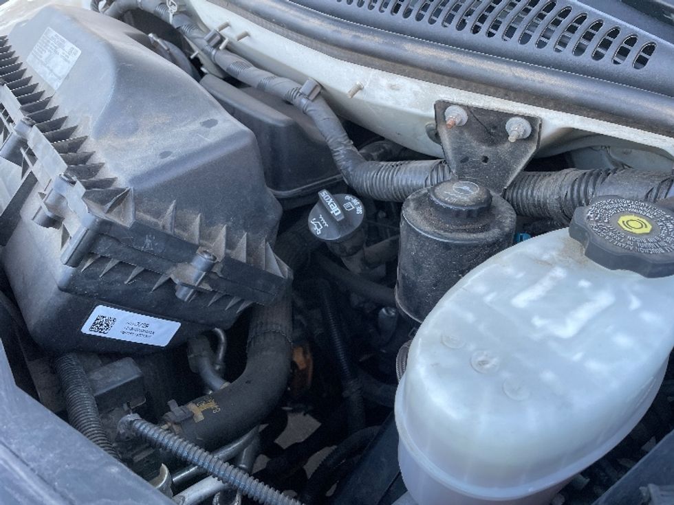 Light Duty Box Truck-Light and Medium Duty Trucks-GMC-2021-Savana G33903-Statesville-NC-120,954\n\t\tmiles-$ 28,750 - Image 23