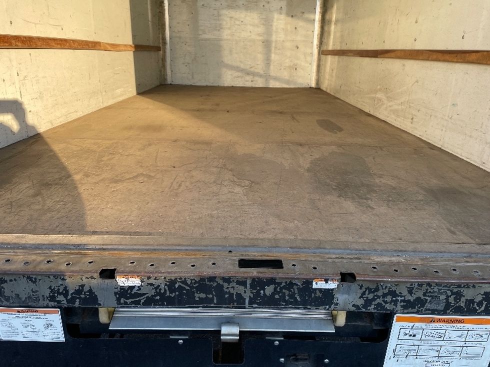 Light Duty Box Truck-Light and Medium Duty Trucks-GMC-2021-Savana G33903-Statesville-NC-120,954\n\t\tmiles-$ 28,750 - Image 9