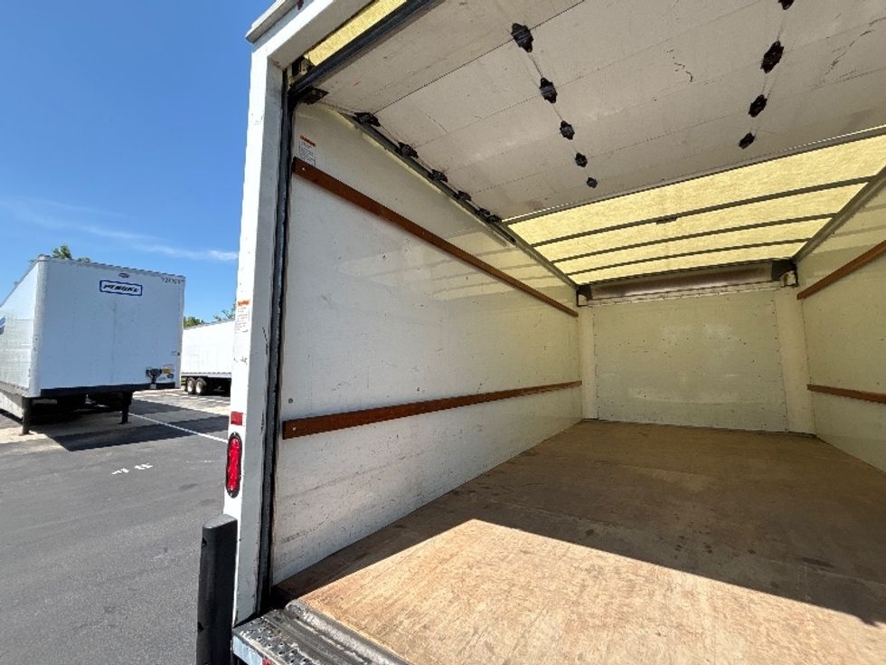Light Duty Box Truck-Light and Medium Duty Trucks-GMC-2021-Savana G33903-Sterling-VA-123,342\n\t\tmiles-$ 24,500 - Image 11