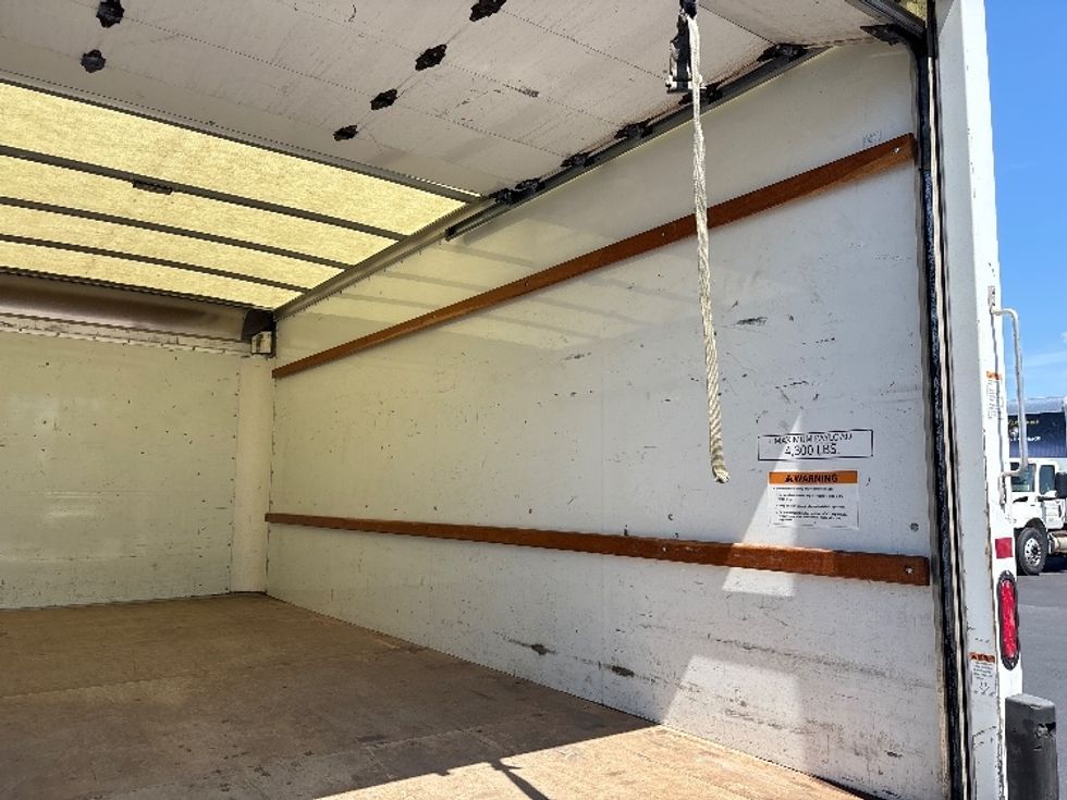 Light Duty Box Truck-Light and Medium Duty Trucks-GMC-2021-Savana G33903-Sterling-VA-123,342\n\t\tmiles-$ 24,500 - Image 12