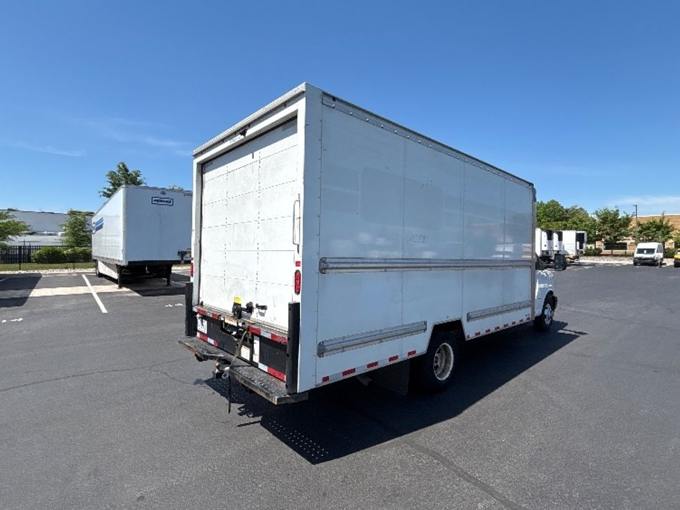 Light Duty Box Truck-Light and Medium Duty Trucks-GMC-2021-Savana G33903-Sterling-VA-123,342\n\t\tmiles-$ 24,500 - Image 13