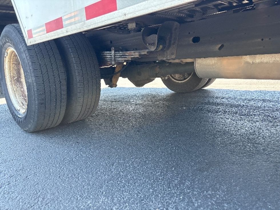 Light Duty Box Truck-Light and Medium Duty Trucks-GMC-2021-Savana G33903-Sterling-VA-123,342\n\t\tmiles-$ 24,500 - Image 14