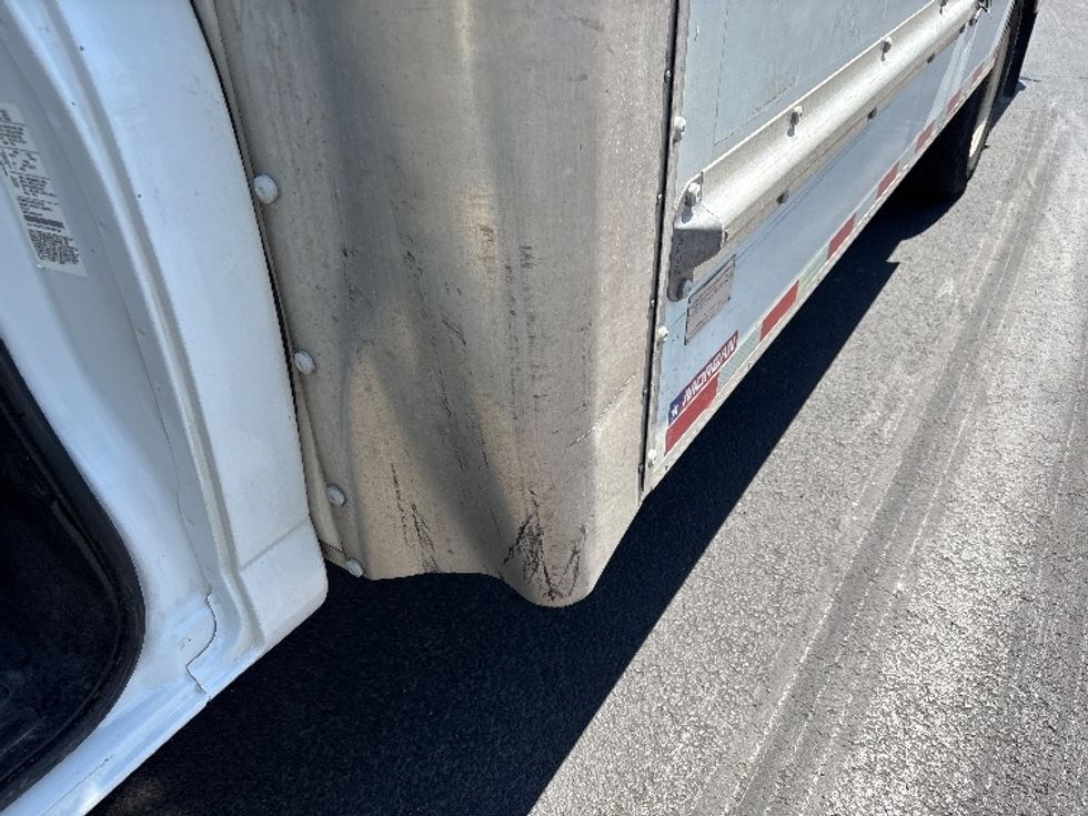 Light Duty Box Truck-Light and Medium Duty Trucks-GMC-2021-Savana G33903-Sterling-VA-123,342\n\t\tmiles-$ 24,500 - Image 25