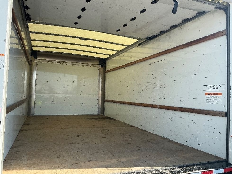 Light Duty Box Truck-Light and Medium Duty Trucks-GMC-2021-Savana G33903-Stockton-CA-114,543\n\t\tmiles-$ 27,500 - Image 11