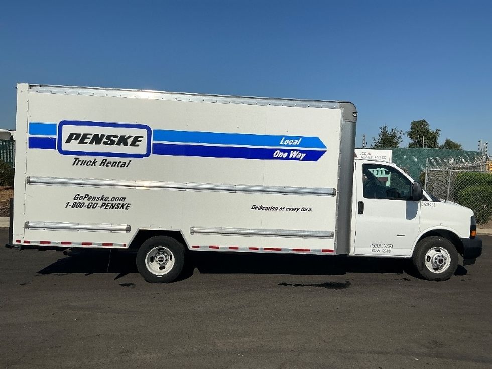 Light Duty Box Truck-Light and Medium Duty Trucks-GMC-2021-Savana G33903-Stockton-CA-114,543\n\t\tmiles-$ 27,500 - Image 14