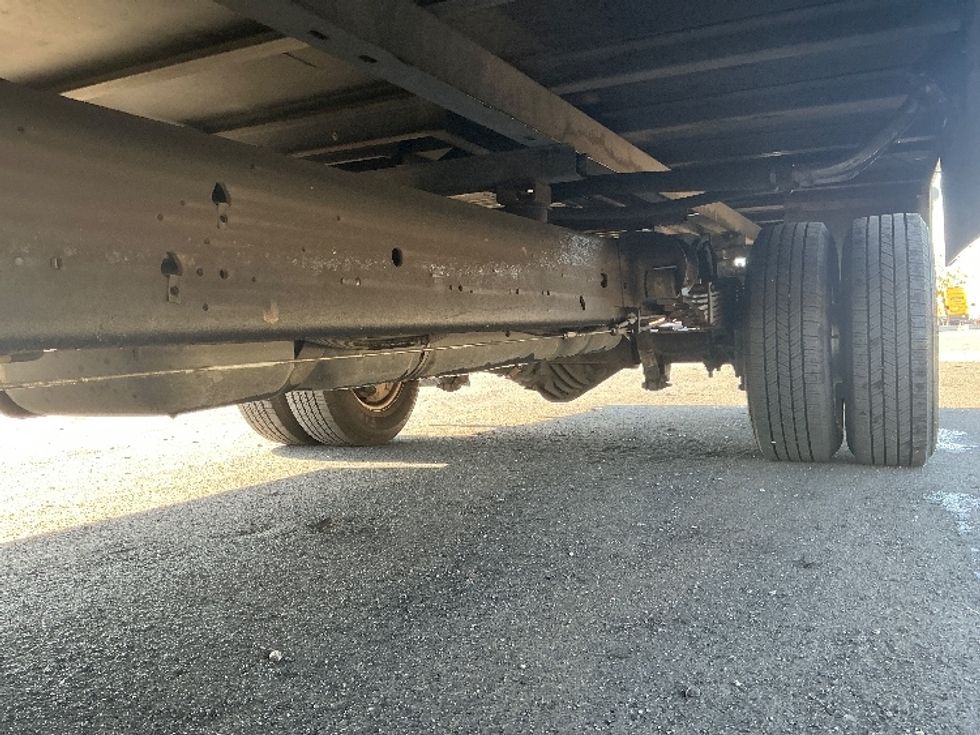 Light Duty Box Truck-Light and Medium Duty Trucks-GMC-2021-Savana G33903-Stockton-CA-114,543\n\t\tmiles-$ 27,500 - Image 5