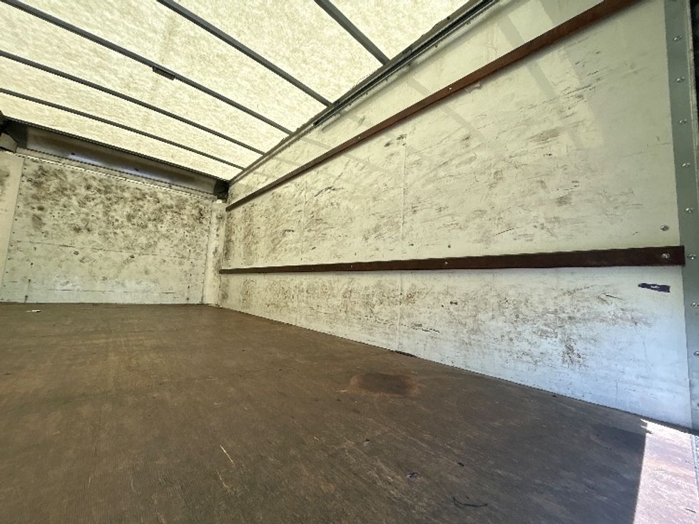 Light Duty Box Truck-Light and Medium Duty Trucks-GMC-2021-Savana G33903-Stockton-CA-166,001\n\t\tmiles-$ 19,750 - Image 11
