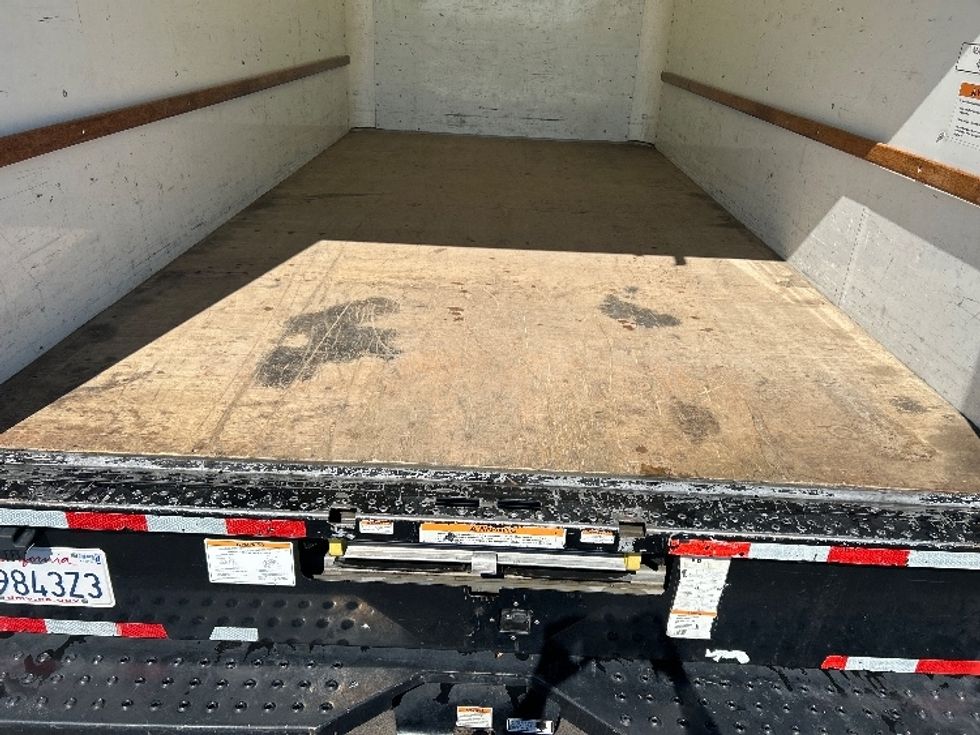 Light Duty Box Truck-Light and Medium Duty Trucks-GMC-2021-Savana G33903-Stockton-CA-87,196\n\t\tmiles-$ 32,250 - Image 10