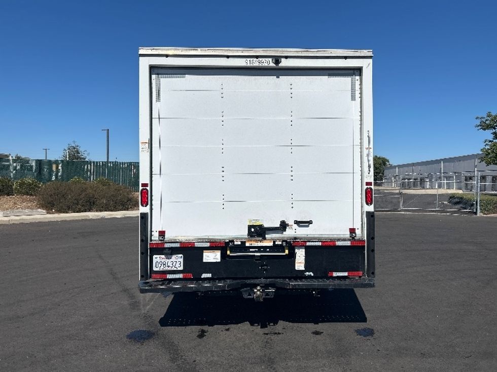 Light Duty Box Truck-Light and Medium Duty Trucks-GMC-2021-Savana G33903-Stockton-CA-87,196\n\t\tmiles-$ 32,250 - Image 7