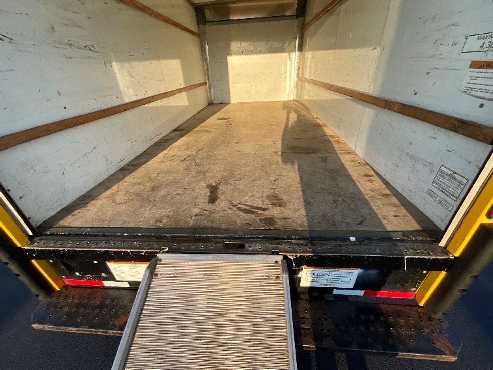 Light Duty Box Truck-Light and Medium Duty Trucks-GMC-2021-Savana G33903-Sturtevant-WI-102,839\n\t\tmiles-$ 26,500 - Image 10