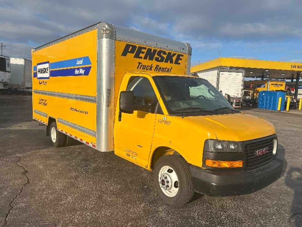 Light Duty Box Truck-Light and Medium Duty Trucks-GMC-2021-Savana G33903-Sturtevant-WI-103,049\n\t\tmiles-$ 26,500 - Image 1