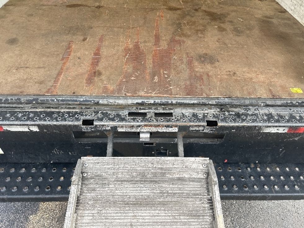 Light Duty Box Truck-Light and Medium Duty Trucks-GMC-2021-Savana G33903-Sturtevant-WI-103,049\n\t\tmiles-$ 26,500 - Image 10