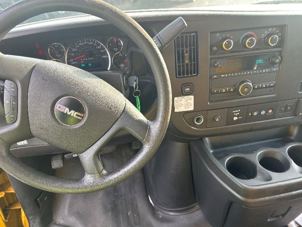 Light Duty Box Truck-Light and Medium Duty Trucks-GMC-2021-Savana G33903-Sturtevant-WI-103,049\n\t\tmiles-$ 26,500 - Image 18