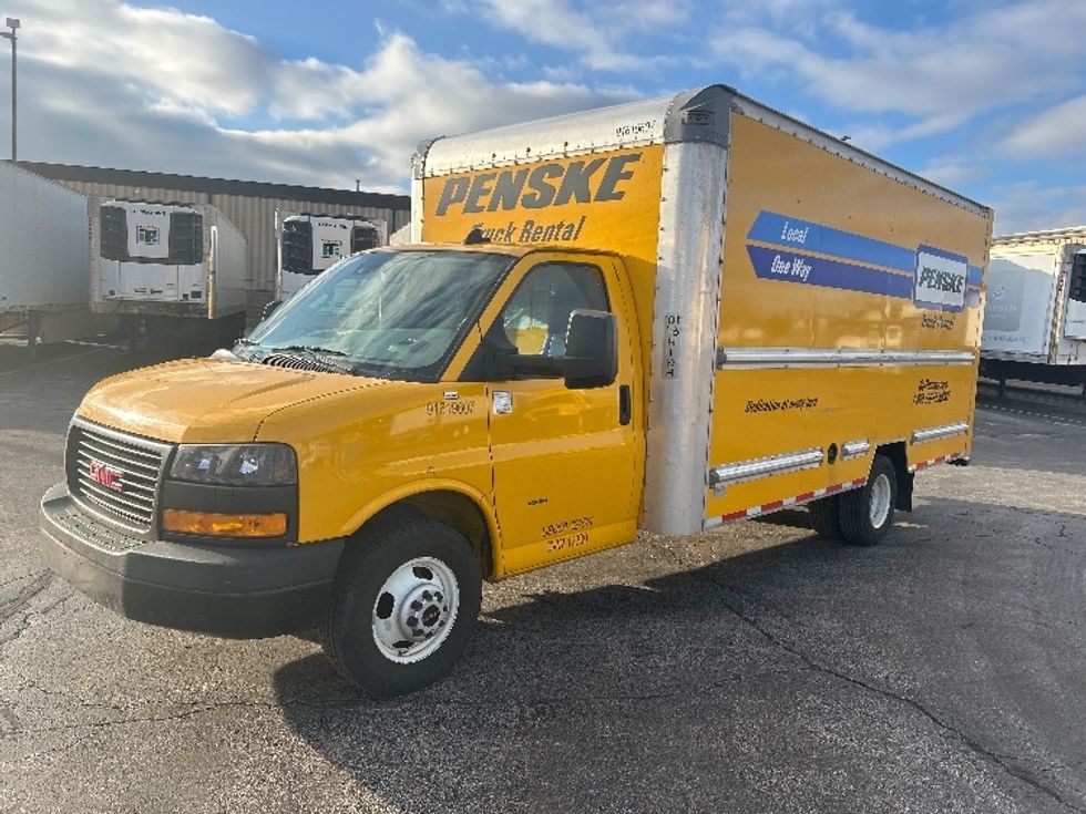 Light Duty Box Truck-Light and Medium Duty Trucks-GMC-2021-Savana G33903-Sturtevant-WI-103,049\n\t\tmiles-$ 26,500 - Image 3
