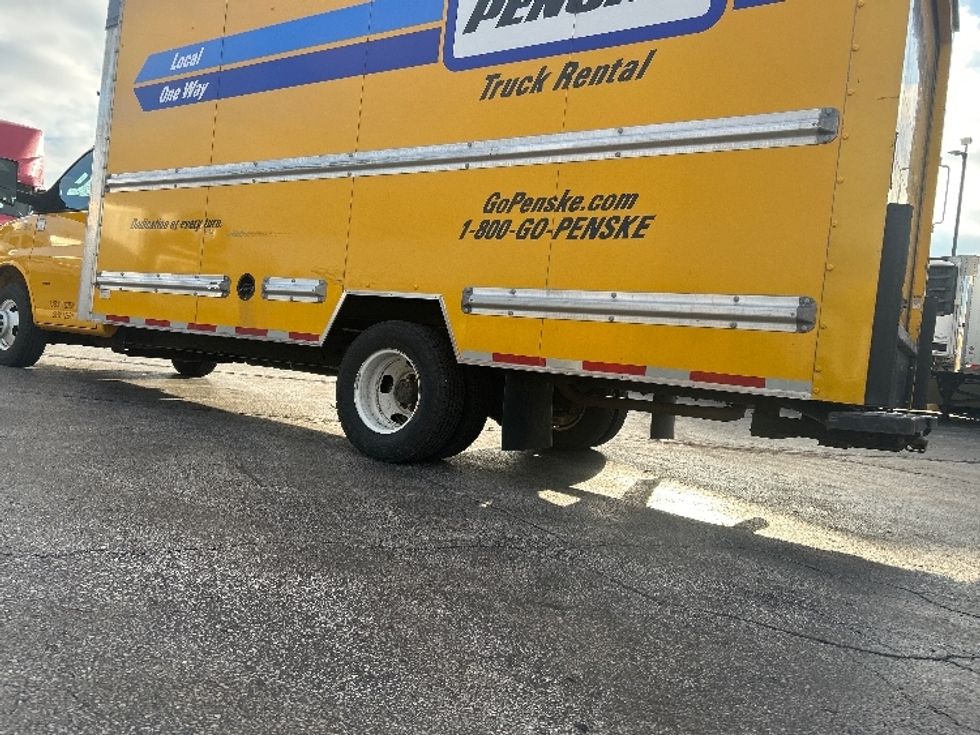 Light Duty Box Truck-Light and Medium Duty Trucks-GMC-2021-Savana G33903-Sturtevant-WI-103,049\n\t\tmiles-$ 26,500 - Image 5