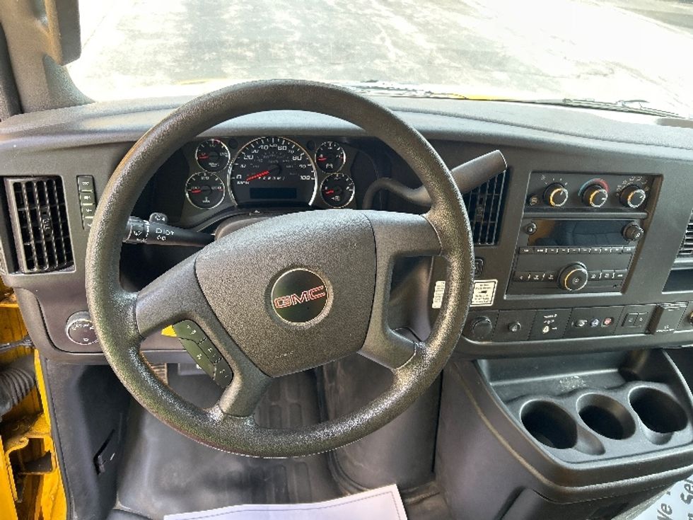 Light Duty Box Truck-Light and Medium Duty Trucks-GMC-2021-Savana G33903-Sturtevant-WI-107,272\n\t\tmiles-$ 23,500 - Image 18