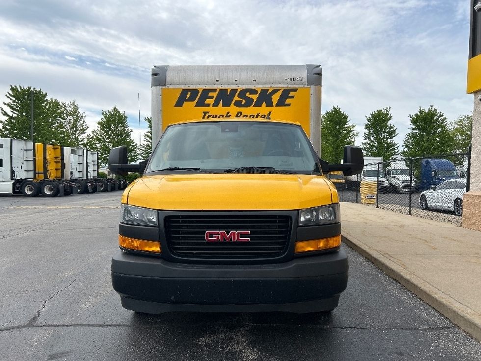 Light Duty Box Truck-Light and Medium Duty Trucks-GMC-2021-Savana G33903-Sturtevant-WI-107,272\n\t\tmiles-$ 23,500 - Image 2