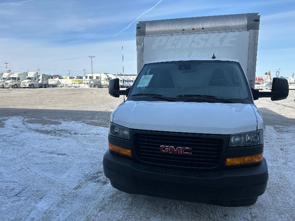 Light Duty Box Truck-Light and Medium Duty Trucks-GMC-2021-Savana G33903-Sturtevant-WI-119,534\n\t\tmiles-$ 27,750 - Image 2