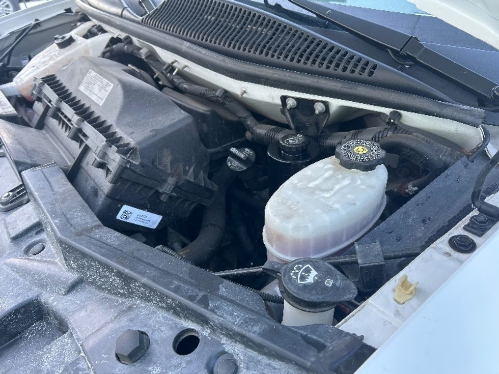 Light Duty Box Truck-Light and Medium Duty Trucks-GMC-2021-Savana G33903-Sturtevant-WI-119,534\n\t\tmiles-$ 27,750 - Image 24