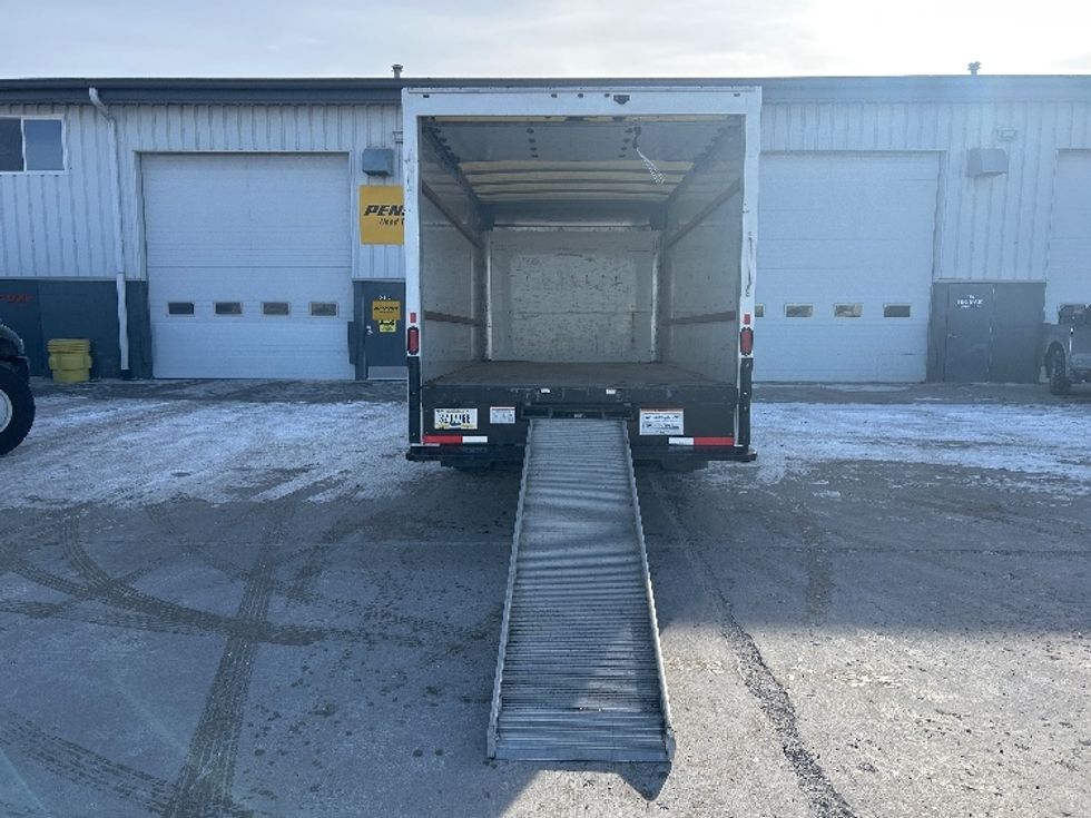 Light Duty Box Truck-Light and Medium Duty Trucks-GMC-2021-Savana G33903-Sturtevant-WI-119,534\n\t\tmiles-$ 27,750 - Image 9