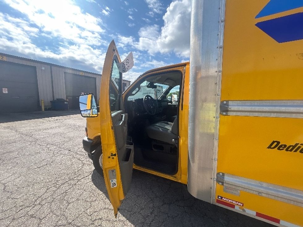 Light Duty Box Truck-Light and Medium Duty Trucks-GMC-2021-Savana G33903-Sturtevant-WI-79,744\n\t\tmiles-$ 27,750 - Image 16