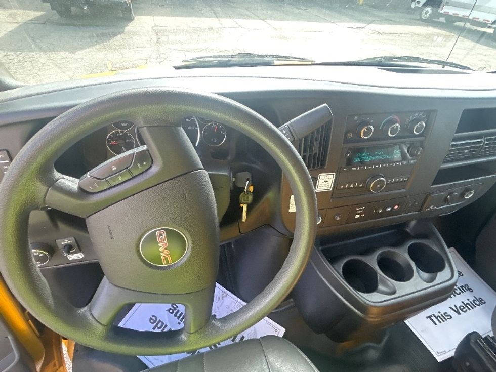 Light Duty Box Truck-Light and Medium Duty Trucks-GMC-2021-Savana G33903-Sturtevant-WI-79,744\n\t\tmiles-$ 27,750 - Image 18
