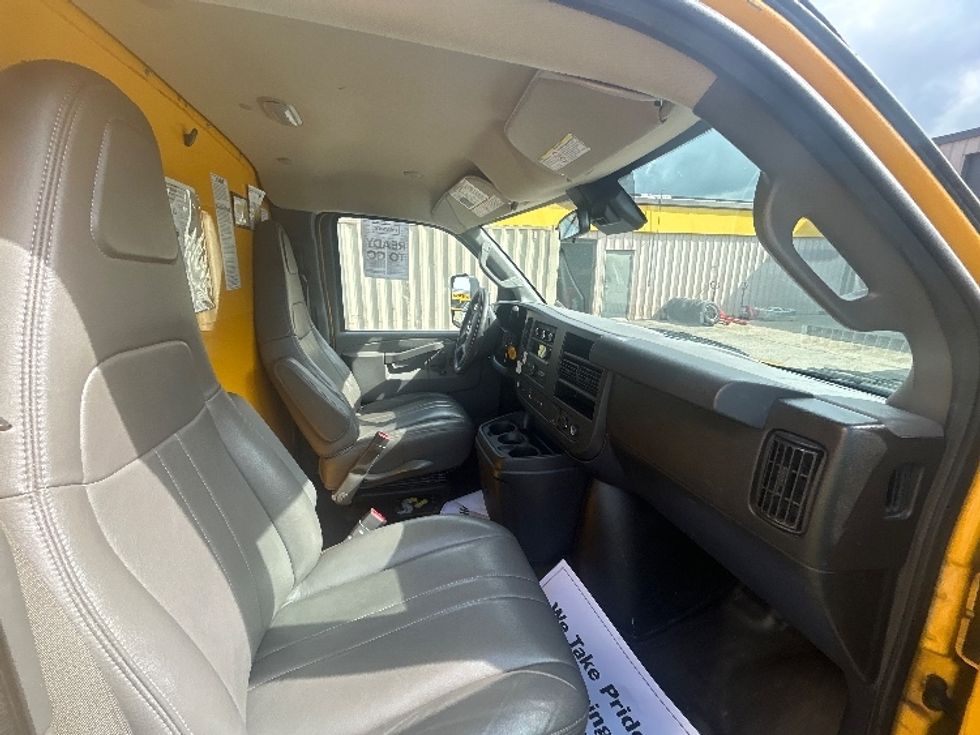 Light Duty Box Truck-Light and Medium Duty Trucks-GMC-2021-Savana G33903-Sturtevant-WI-79,744\n\t\tmiles-$ 27,750 - Image 22
