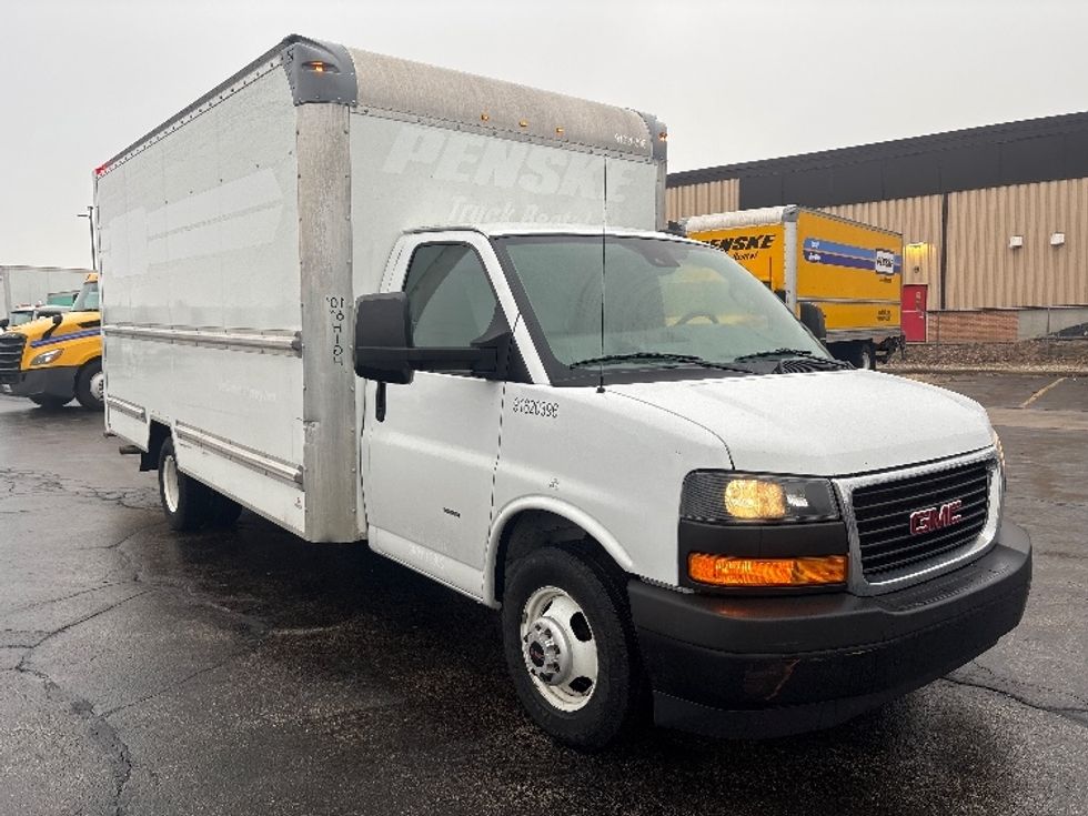 Light Duty Box Truck-Light and Medium Duty Trucks-GMC-2021-Savana G33903-Sturtevant-WI-88,582\n\t\tmiles-$ 31,250 - Image 1