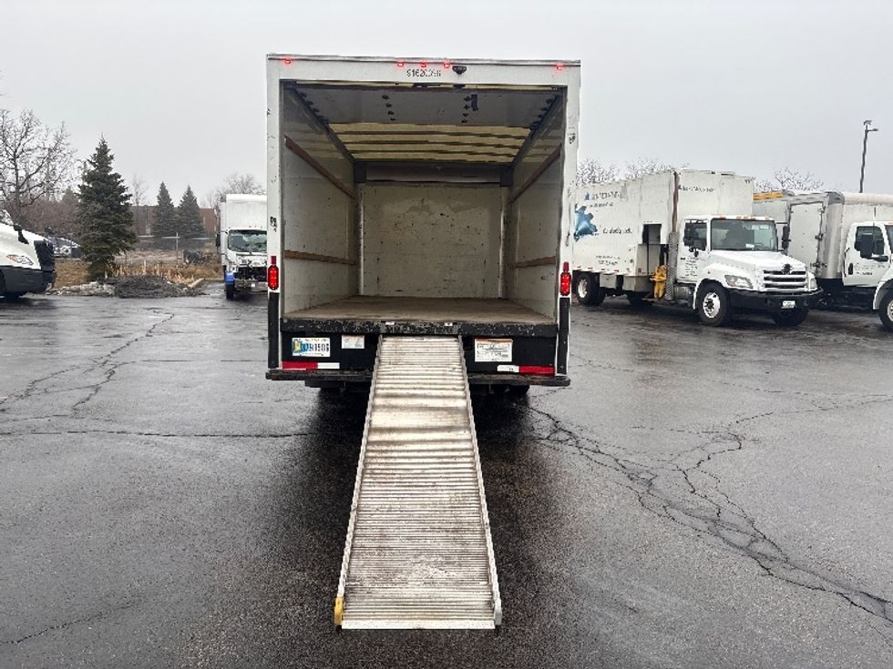 Light Duty Box Truck-Light and Medium Duty Trucks-GMC-2021-Savana G33903-Sturtevant-WI-88,582\n\t\tmiles-$ 31,250 - Image 8