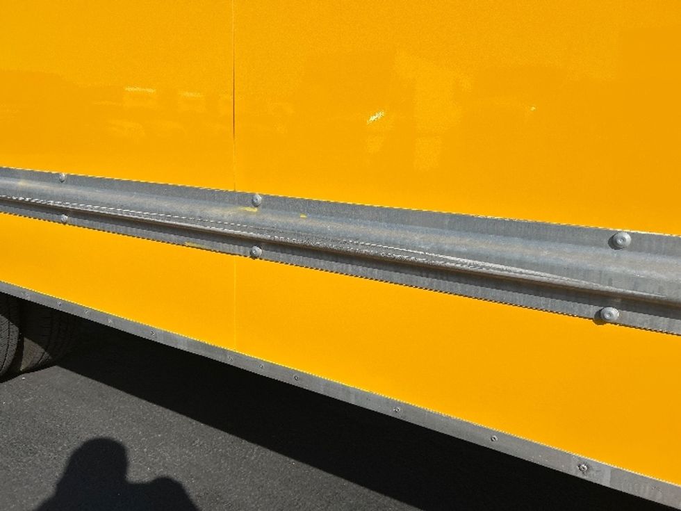 Light Duty Box Truck-Light and Medium Duty Trucks-GMC-2021-Savana G33903-Sun Valley-CA-71,345\n\t\tmiles-$ 30,500 - Image 26