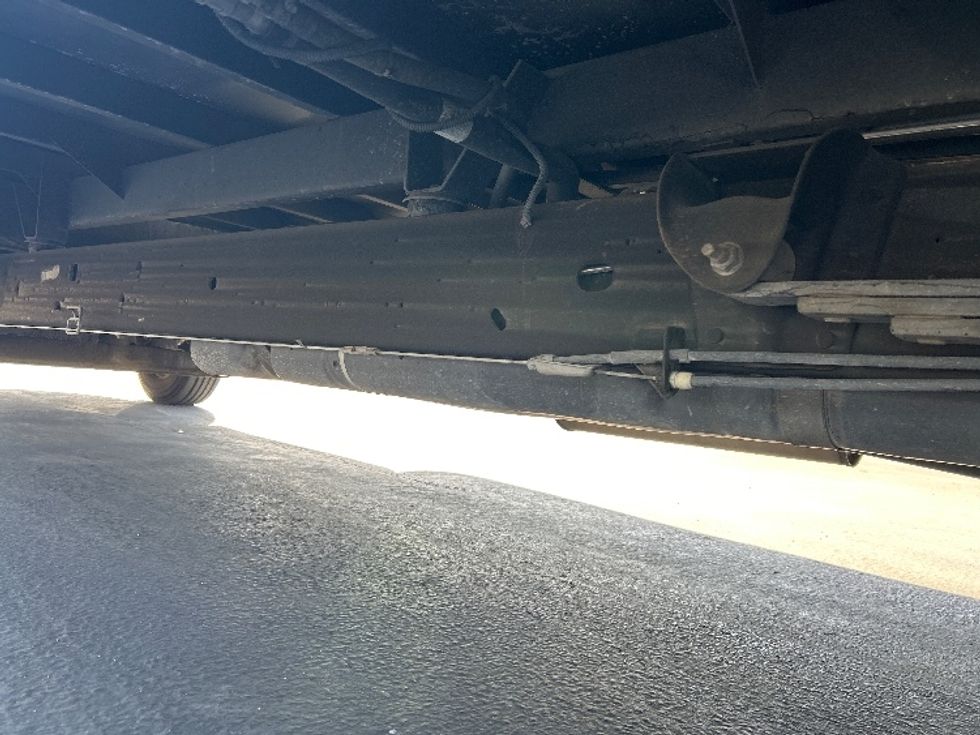 Light Duty Box Truck-Light and Medium Duty Trucks-GMC-2021-Savana G33903-Sun Valley-CA-71,345\n\t\tmiles-$ 30,500 - Image 5