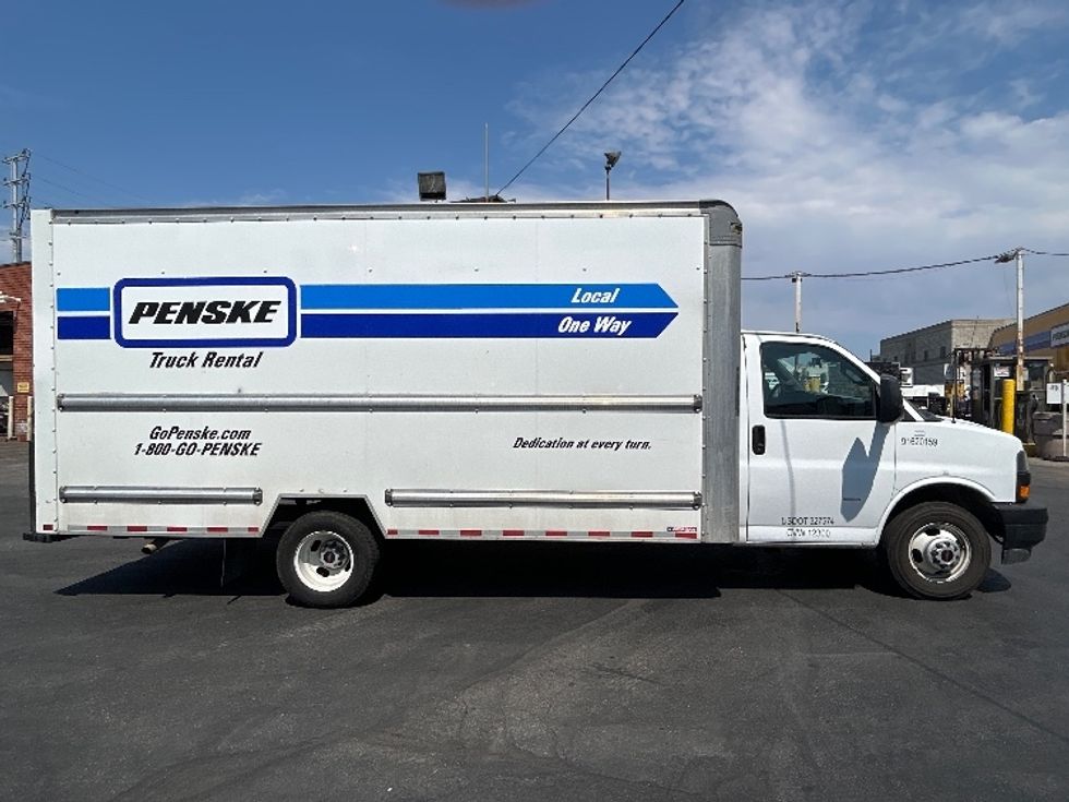 Light Duty Box Truck-Light and Medium Duty Trucks-GMC-2021-Savana G33903-Sun Valley-CA-86,304\n\t\tmiles-$ 32,250 - Image 14