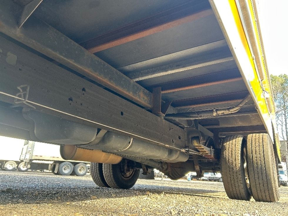 Light Duty Box Truck-Light and Medium Duty Trucks-GMC-2021-Savana G33903-Suwanee-GA-108,640\n\t\tmiles-$ 26,000 - Image 5