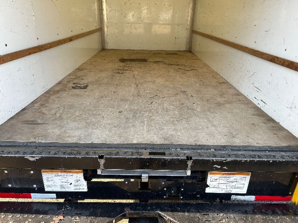 Light Duty Box Truck-Light and Medium Duty Trucks-GMC-2021-Savana G33903-Suwanee-GA-108,640\n\t\tmiles-$ 26,000 - Image 9