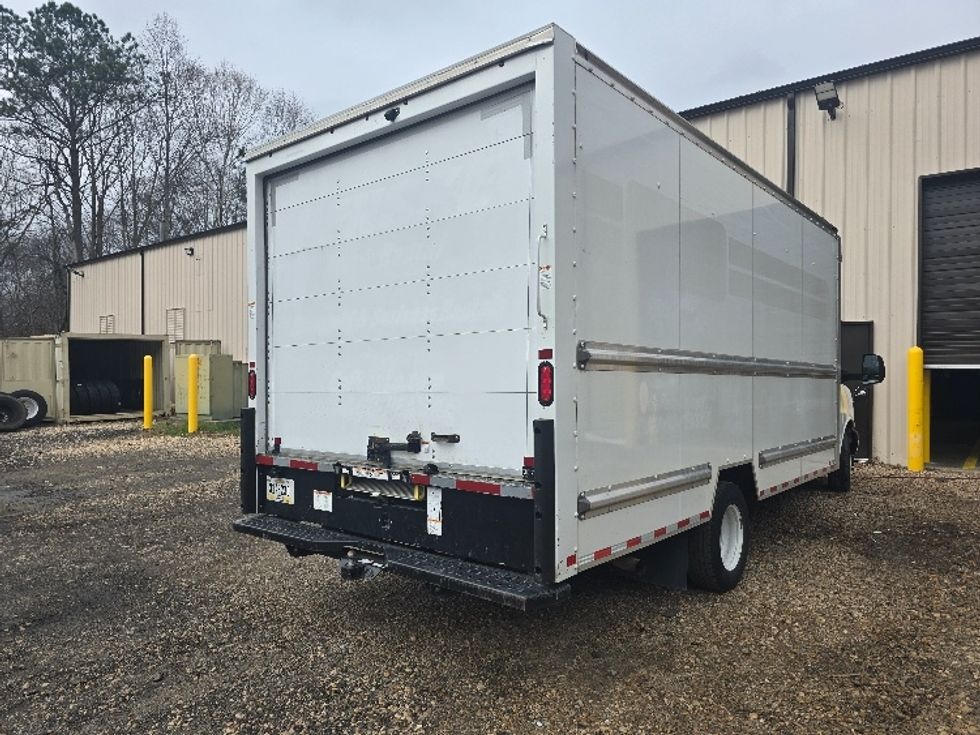 Light Duty Box Truck-Light and Medium Duty Trucks-GMC-2021-Savana G33903-Suwanee-GA-109,775\n\t\tmiles-$ 28,750 - Image 12
