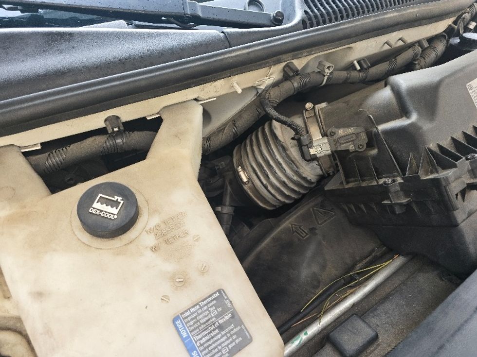 Light Duty Box Truck-Light and Medium Duty Trucks-GMC-2021-Savana G33903-Suwanee-GA-109,775\n\t\tmiles-$ 28,750 - Image 22