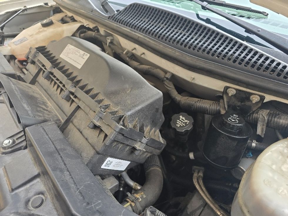 Light Duty Box Truck-Light and Medium Duty Trucks-GMC-2021-Savana G33903-Suwanee-GA-109,775\n\t\tmiles-$ 28,750 - Image 23