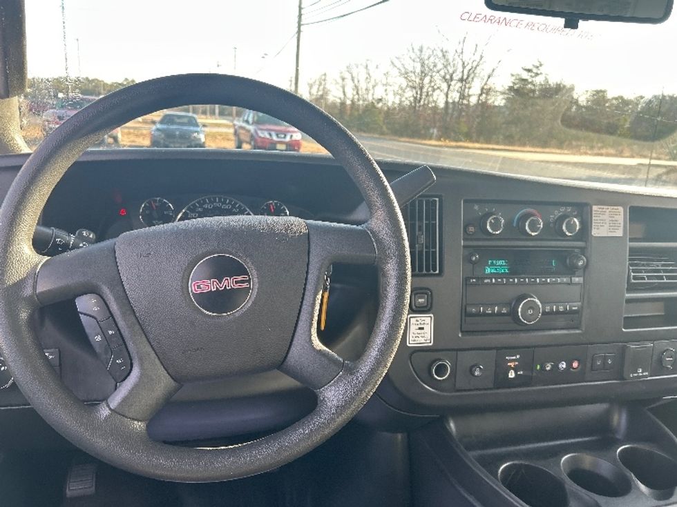 Light Duty Box Truck-Light and Medium Duty Trucks-GMC-2021-Savana G33903-Swedesboro-NJ-102,226\n\t\tmiles-$ 28,250 - Image 18