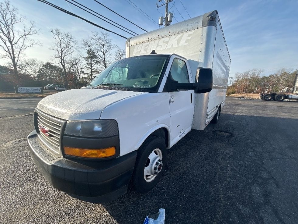Light Duty Box Truck-Light and Medium Duty Trucks-GMC-2021-Savana G33903-Swedesboro-NJ-102,226\n\t\tmiles-$ 28,250 - Image 3