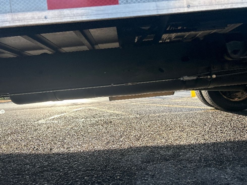 Light Duty Box Truck-Light and Medium Duty Trucks-GMC-2021-Savana G33903-Swedesboro-NJ-102,226\n\t\tmiles-$ 28,250 - Image 5