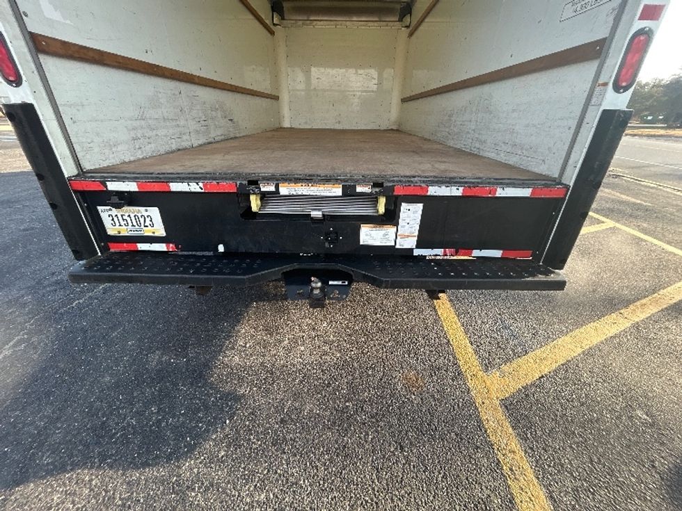 Light Duty Box Truck-Light and Medium Duty Trucks-GMC-2021-Savana G33903-Swedesboro-NJ-102,226\n\t\tmiles-$ 28,250 - Image 9
