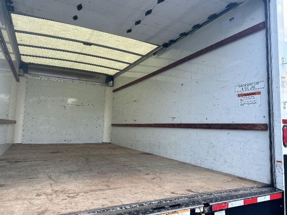 Light Duty Box Truck-Light and Medium Duty Trucks-GMC-2021-Savana G33903-Swedesboro-NJ-79,214\n\t\tmiles-$ 30,750 - Image 12