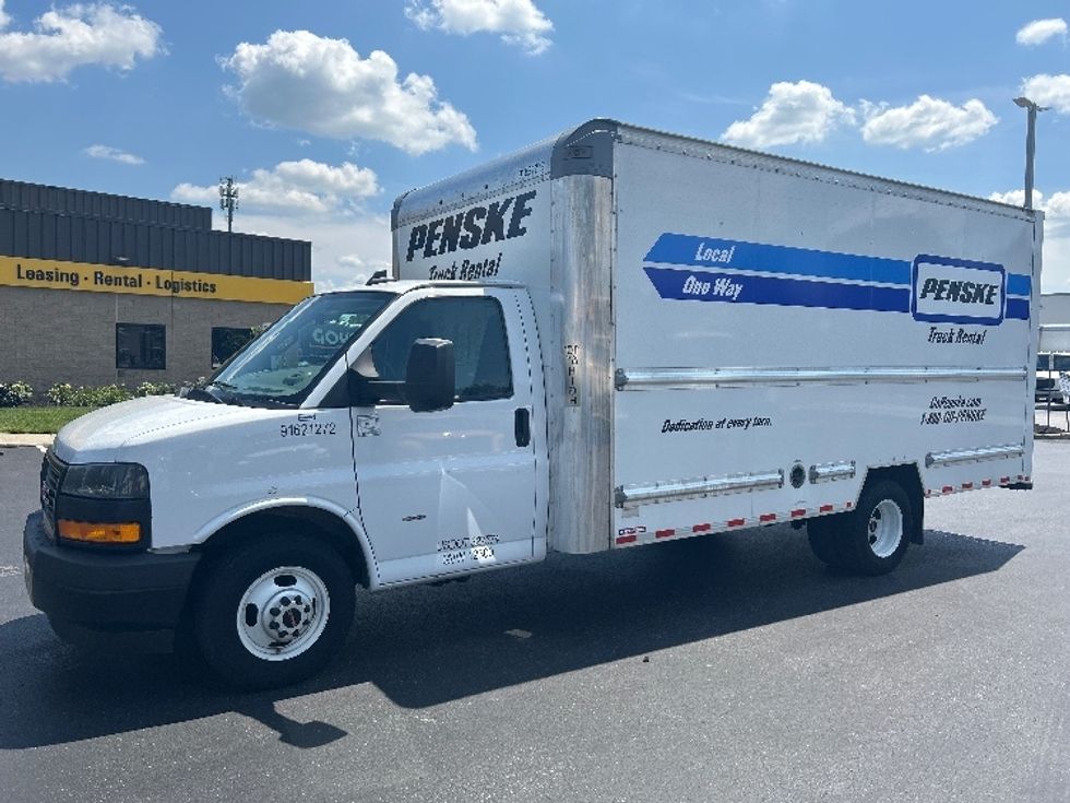 Light Duty Box Truck-Light and Medium Duty Trucks-GMC-2021-Savana G33903-Swedesboro-NJ-79,214\n\t\tmiles-$ 30,750 - Image 4